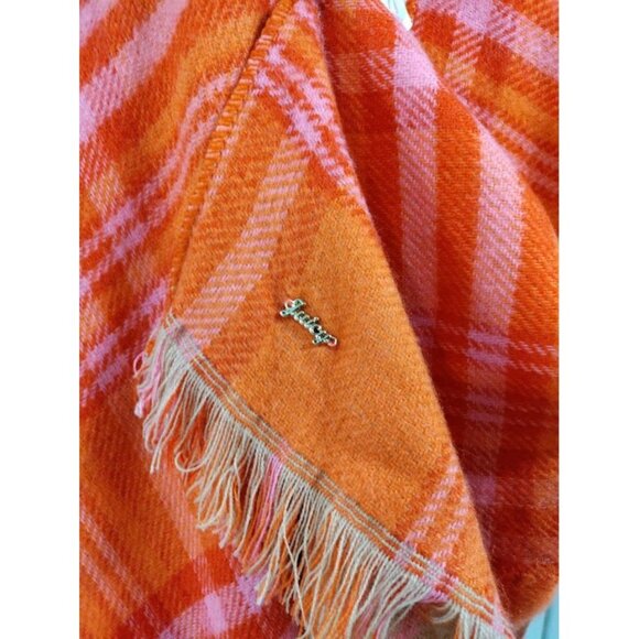 NWT Juicy Couture Reversible Fringe Hem Plaid Ruana Poncho Beige Tan Women's OS - Picture 6 of 16